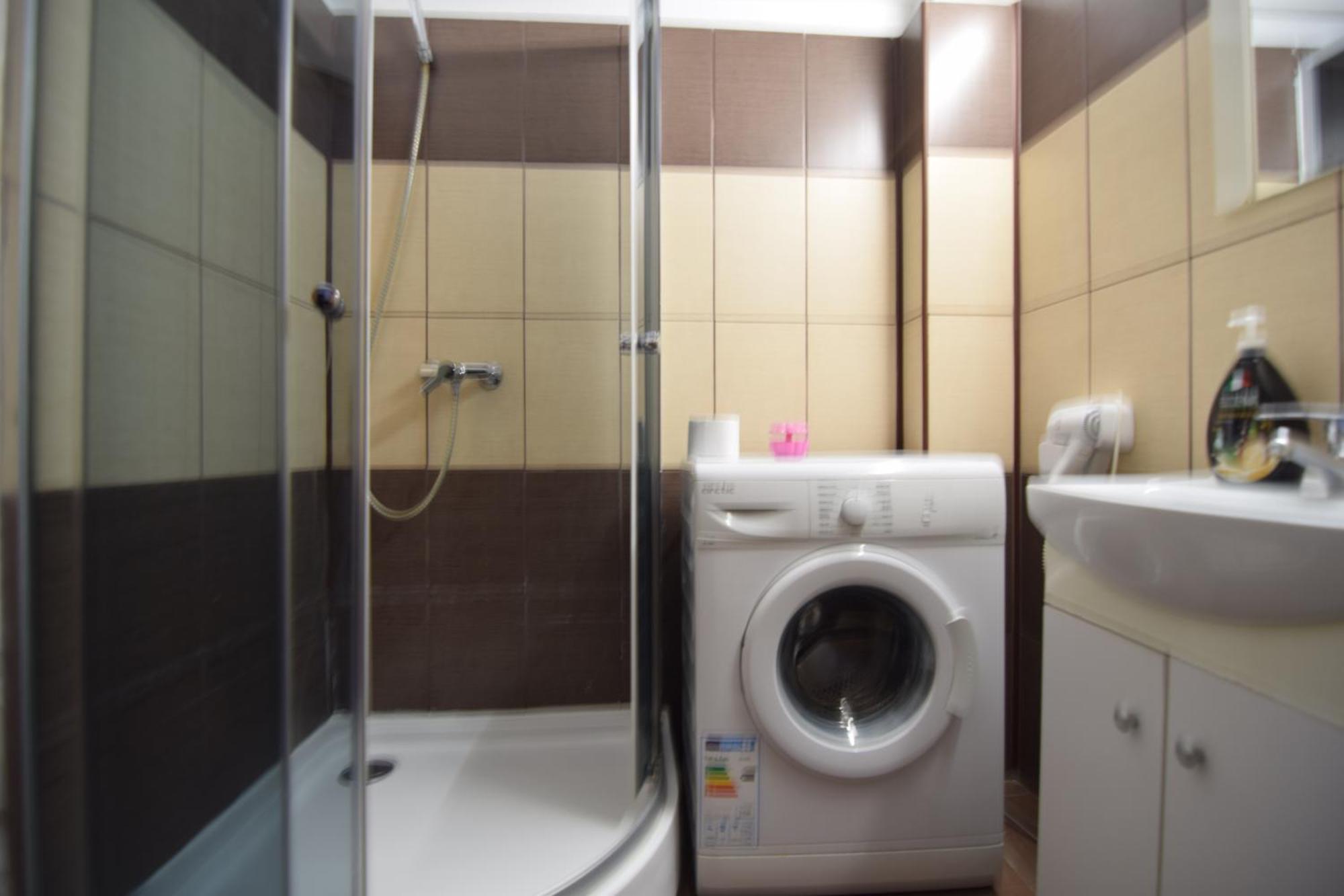 Resedinta Luterana Appartement Boekarest Buitenkant foto